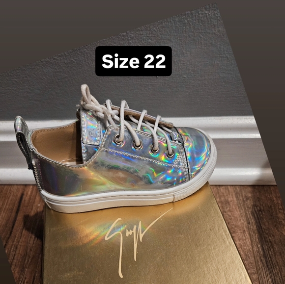 Infant girl shoes - Picture 8 of 16